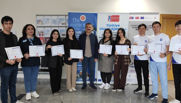 Asia International University Öğrencilerine Katılım Sertifikaları Takdim Edildi